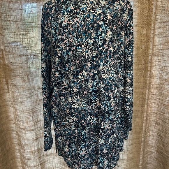 J Jill Size 3X Floral Pull On Top - Picture 2 of 2